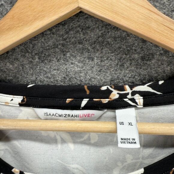 Isaac Mizrahi T-Shirt Women XL Black Floral Short Sleeve Round Neck Cotton - Picture 3 of 7